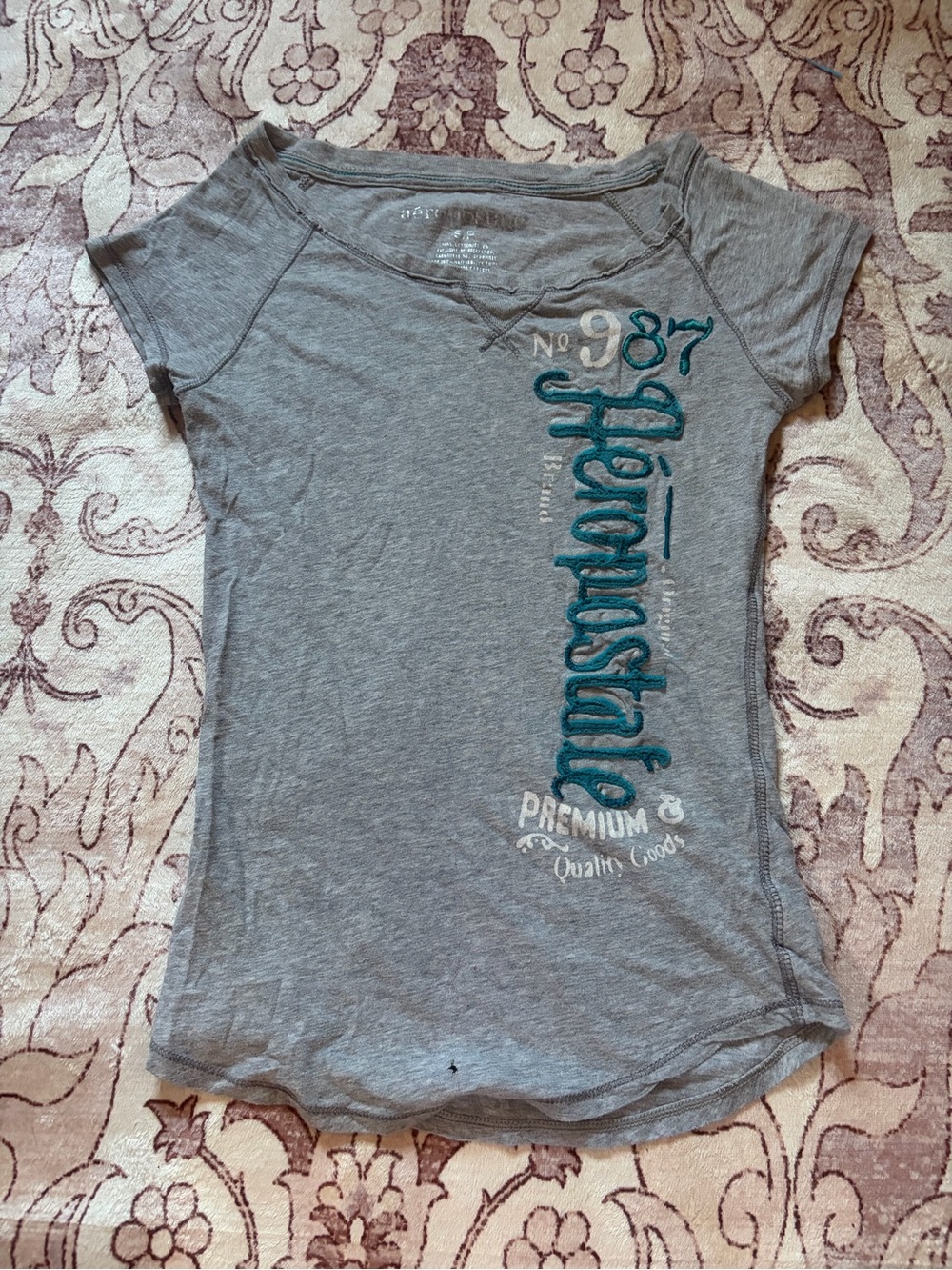 Y2K Aeropostale No 87 Gray Teal Fitted Graphic Tee
